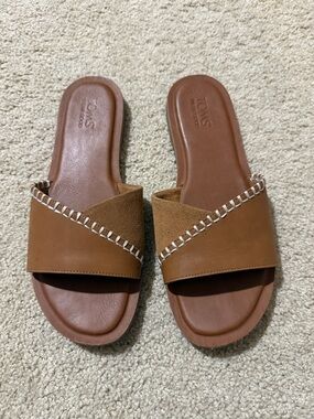 TOMS Tan Brown Leather Suede Slide Sandals with Whipstitch Detail